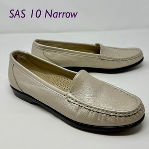 SAS Women’s Loafers Size 10N | Pearlescent Off-White | Made in USA | NWOT